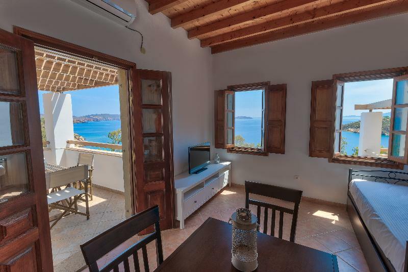 Allotina Houses Apartment Patmos Island Ngoại thất bức ảnh