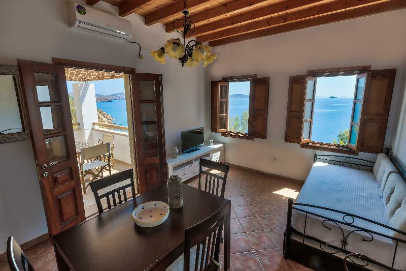 Allotina Houses Apartment Patmos Island Ngoại thất bức ảnh